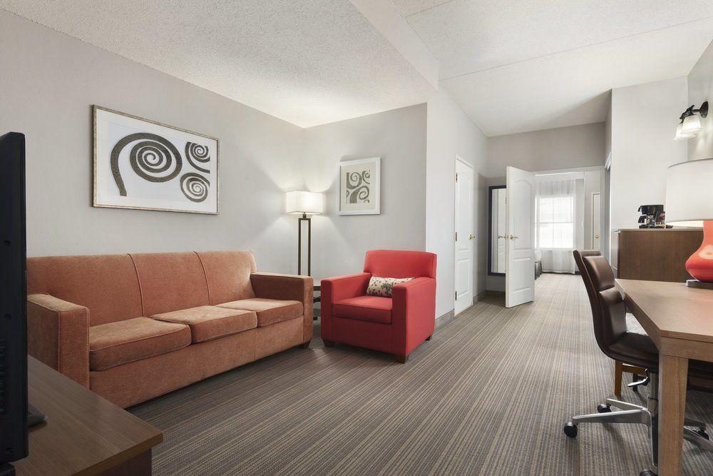 Country Inn & Suites by Radisson, Duluth North, MN