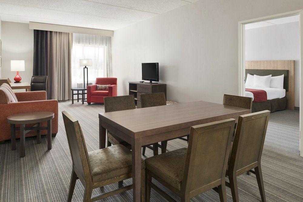 Country Inn & Suites by Radisson, Duluth North, MN