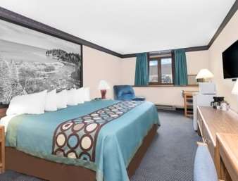 Super 8 by Wyndham Duluth