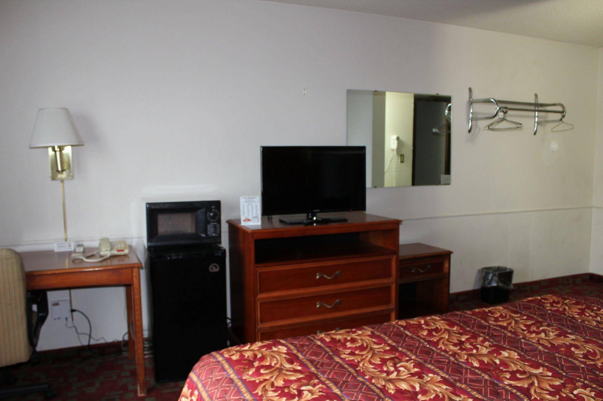 East Grand Inn