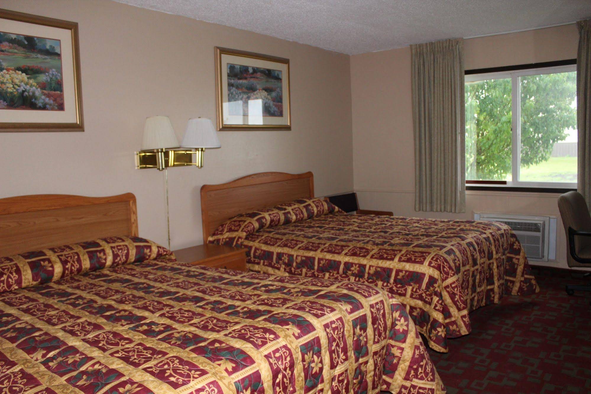 East Grand Inn