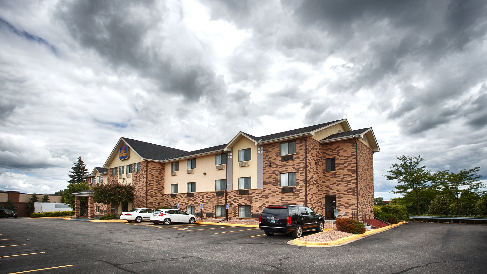Spark by Hilton Eden Prairie