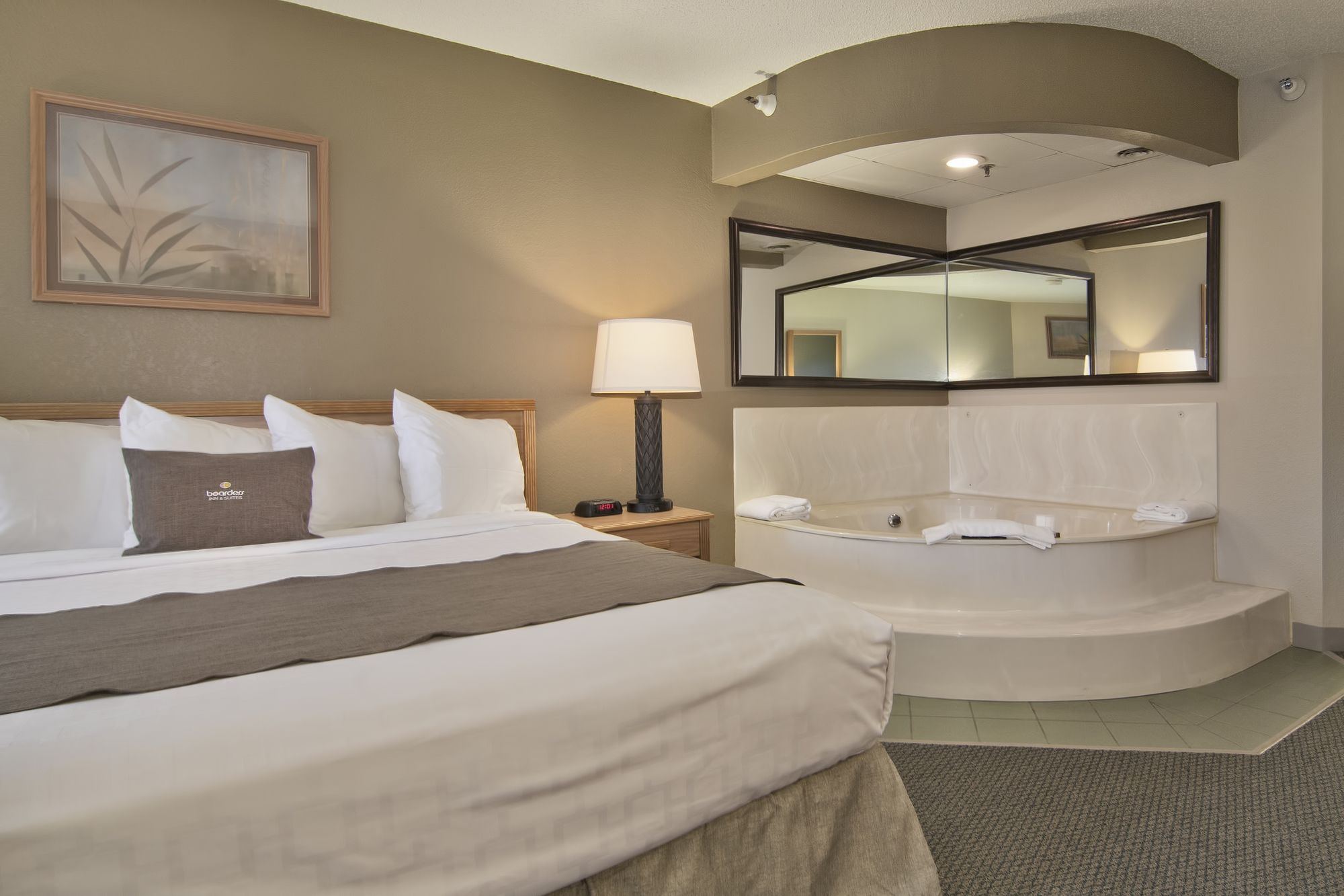 Boarders Inn & Suites Faribault