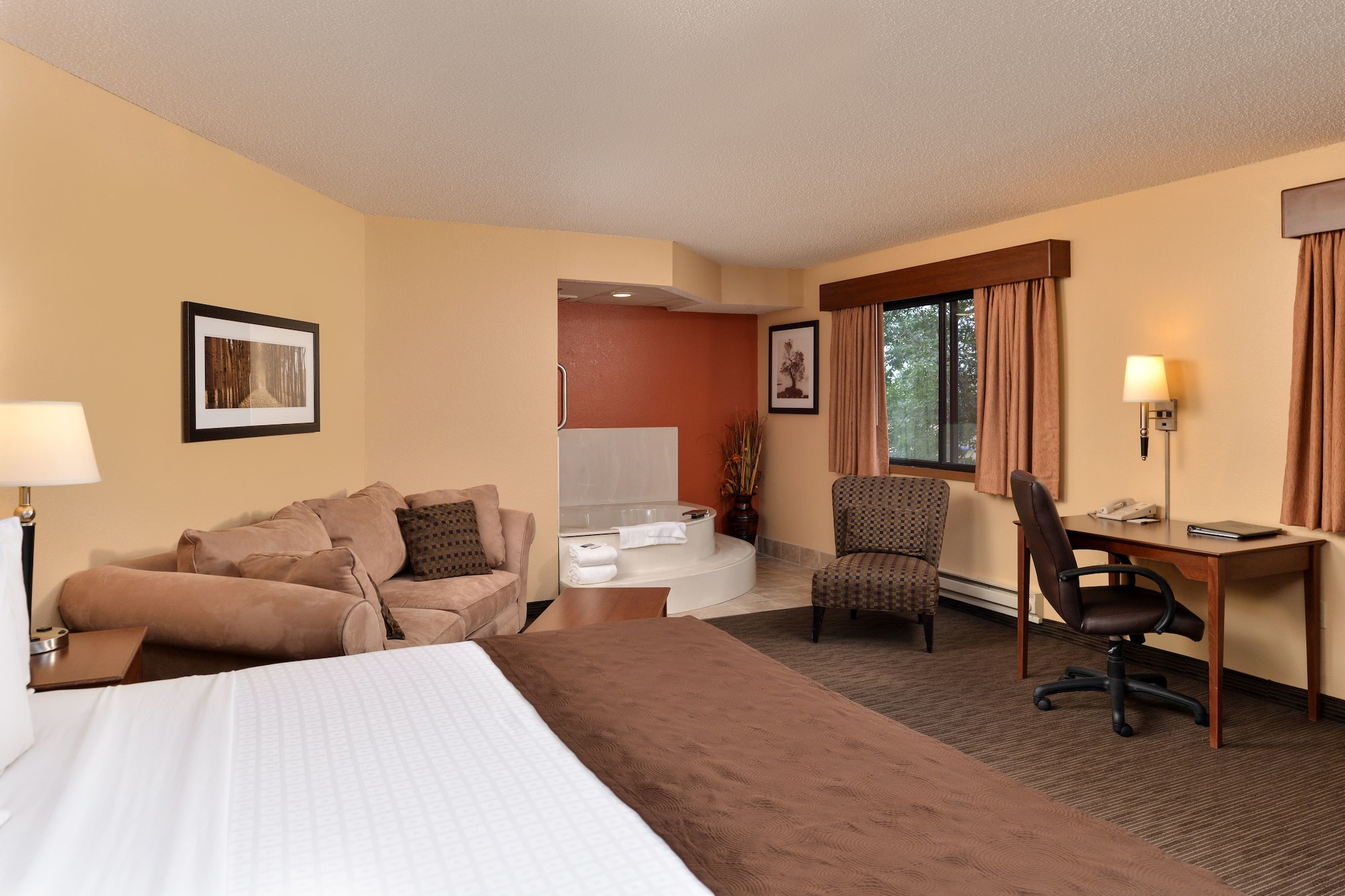 AmericInn by Wyndham Fergus Falls Conference Center