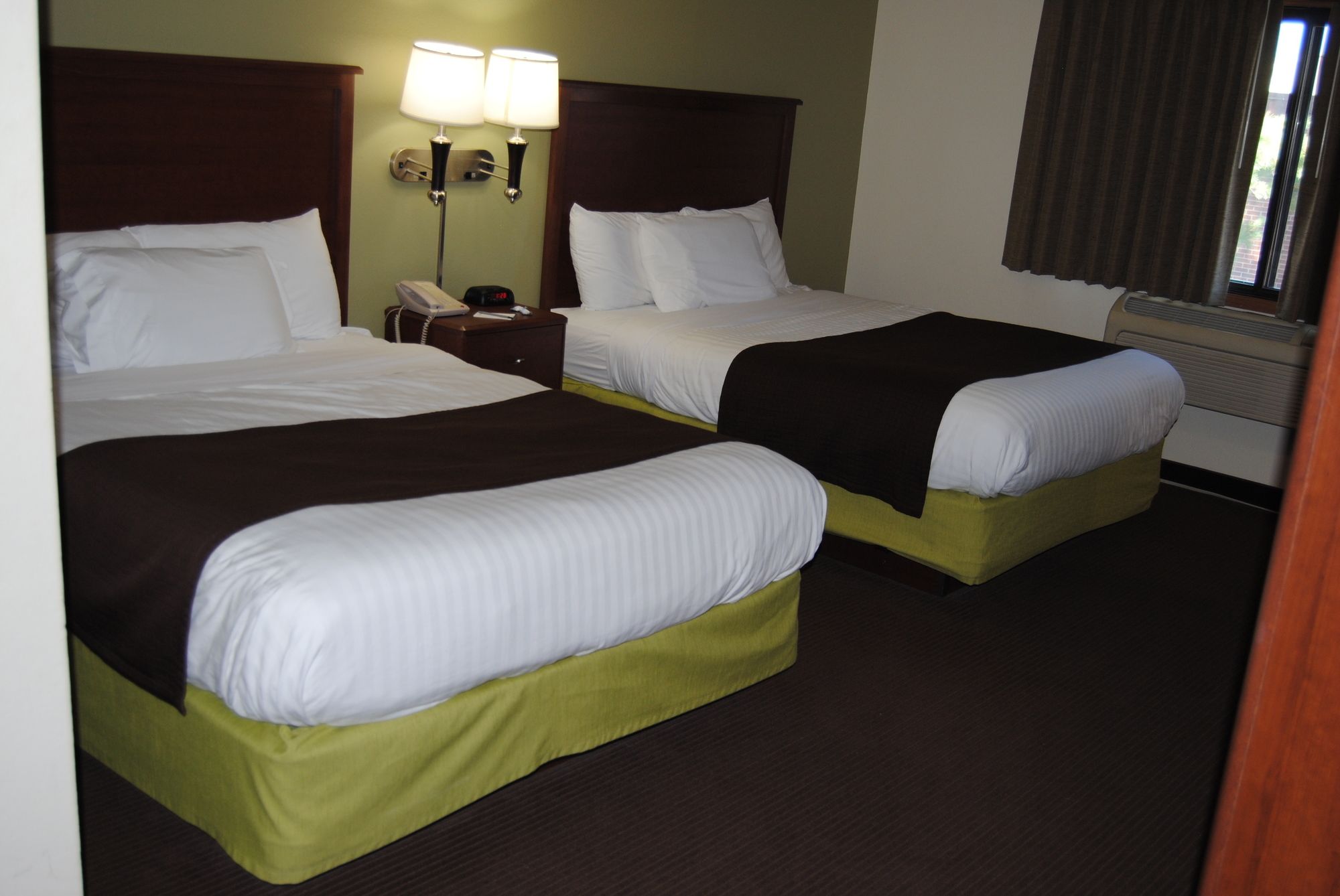 AmericInn by Wyndham Grand Rapids