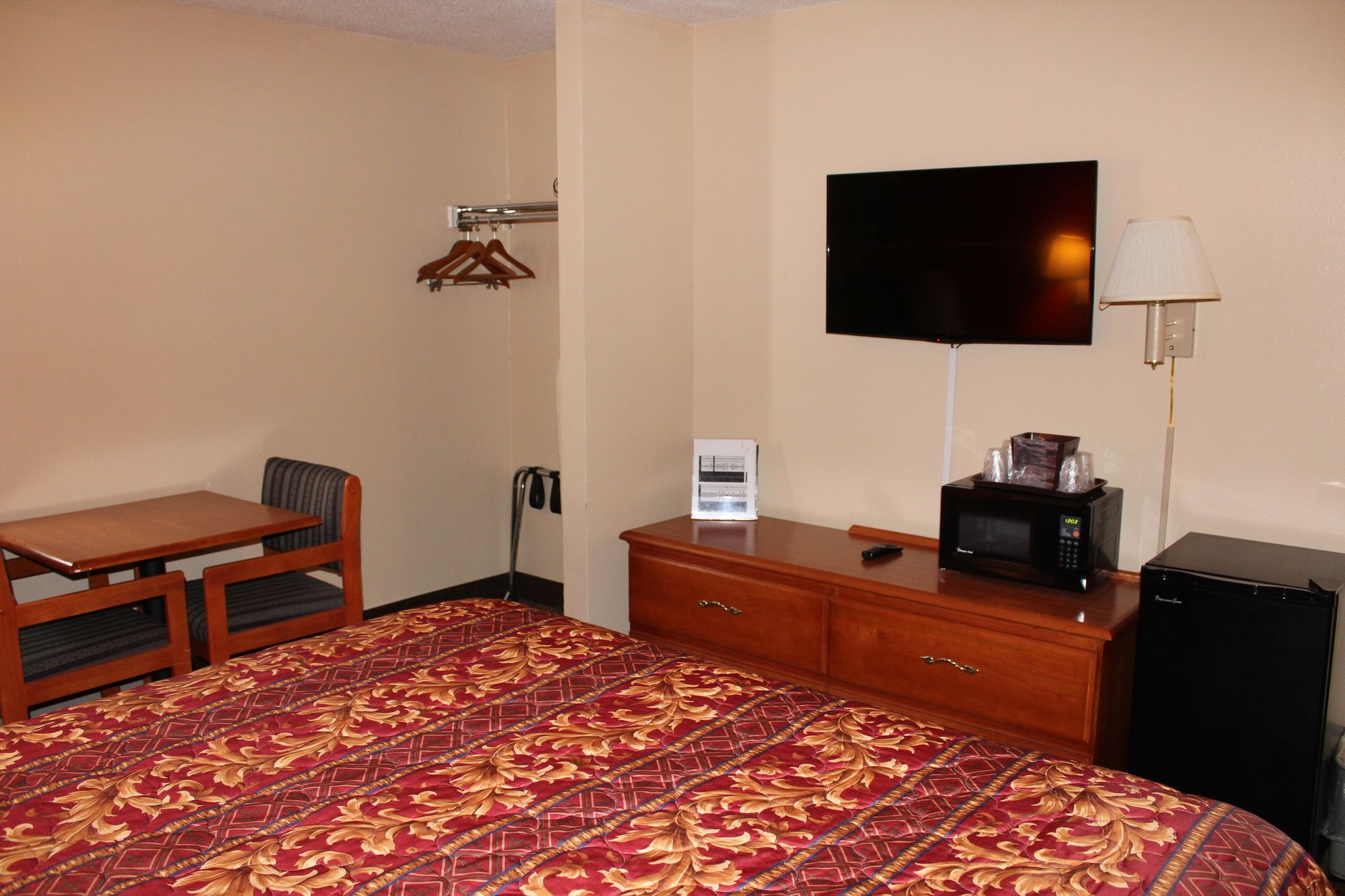 Valu Stay Inn & Suites Hastings