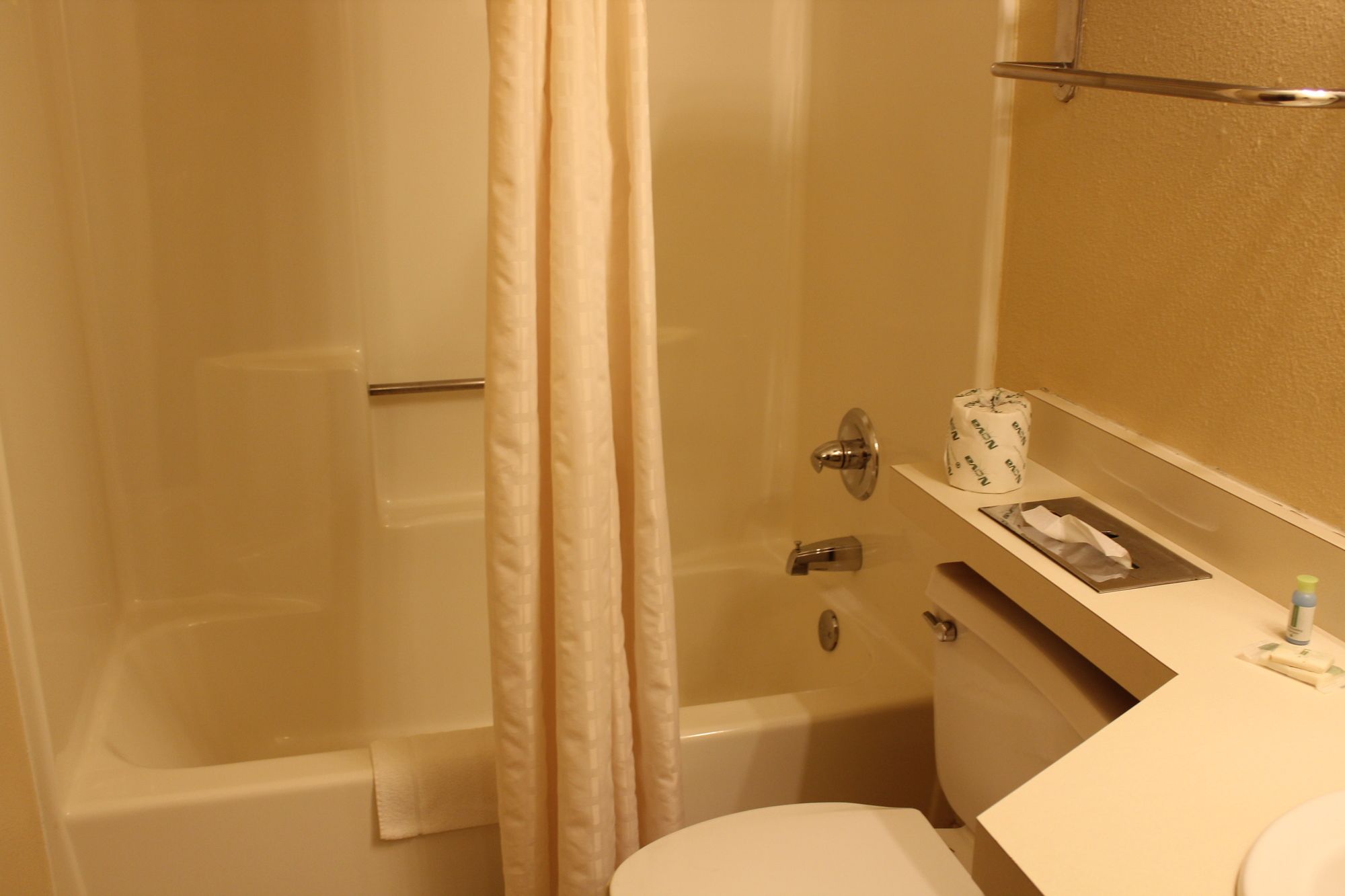 Valu Stay Inn & Suites Hastings