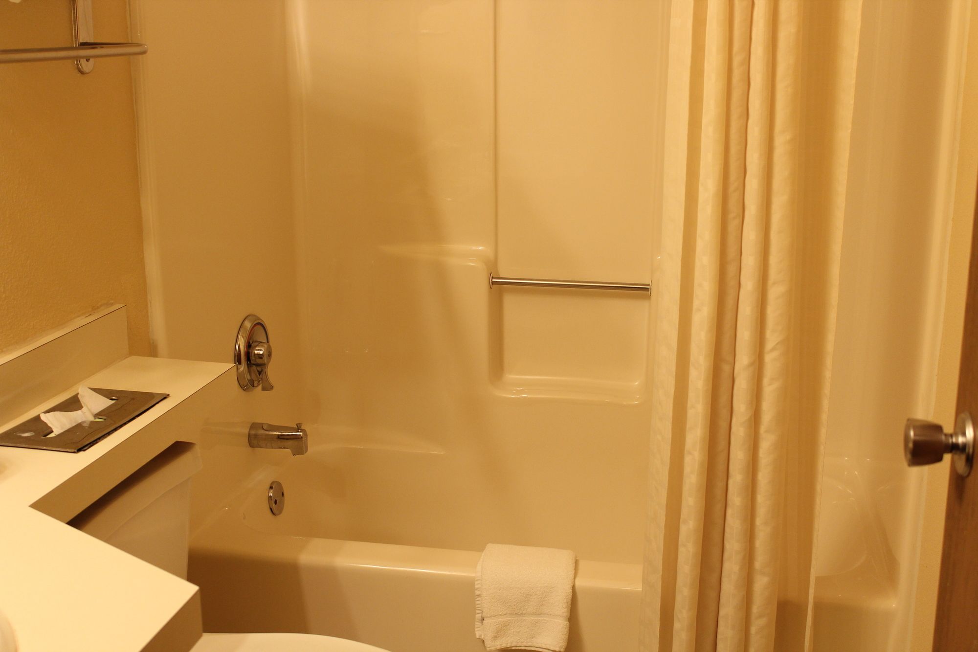Valu Stay Inn & Suites Hastings