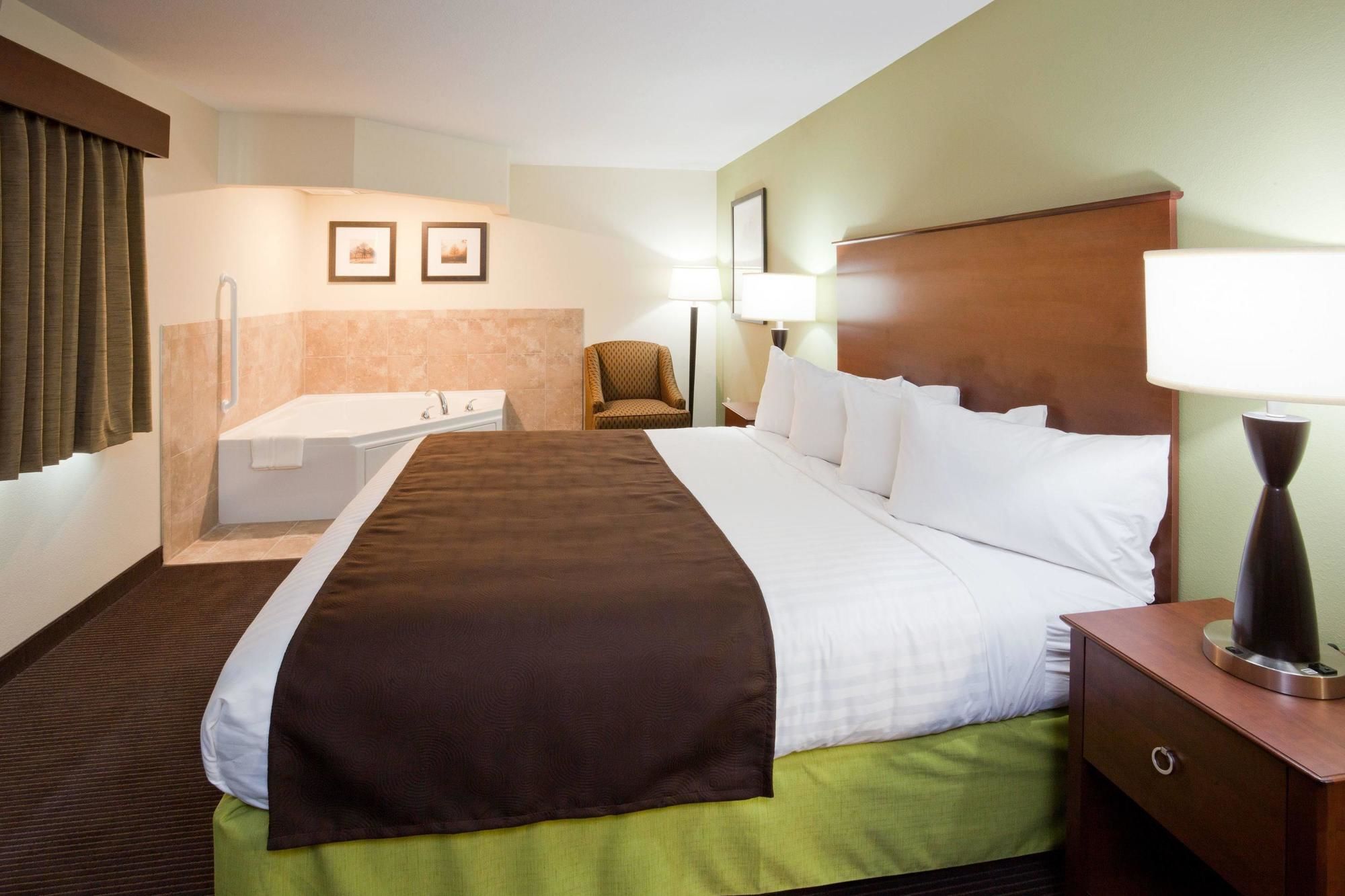AmericInn by Wyndham Hawley