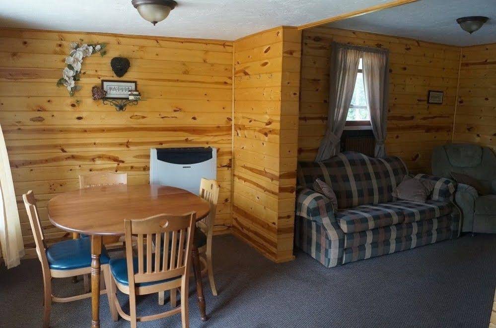 Dunrovin Resort