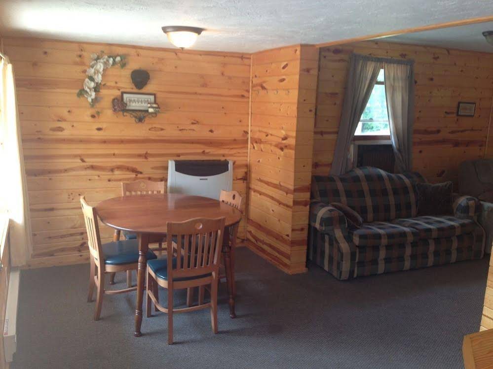 Dunrovin Resort