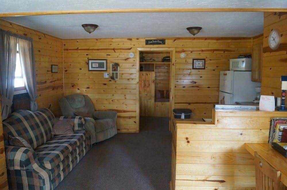 Dunrovin Resort