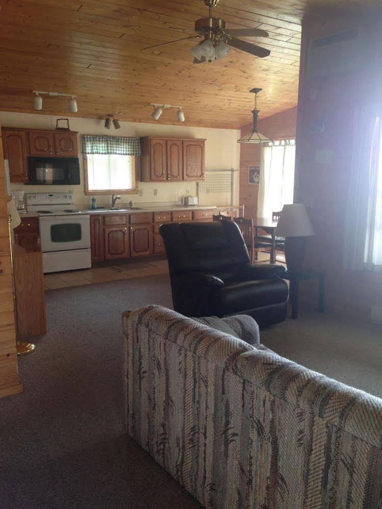Dunrovin Resort