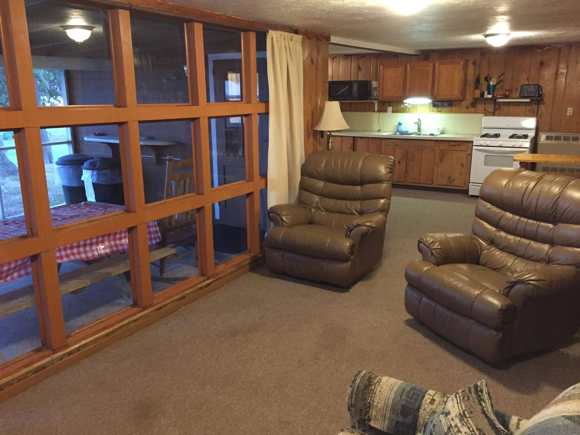Dunrovin Resort
