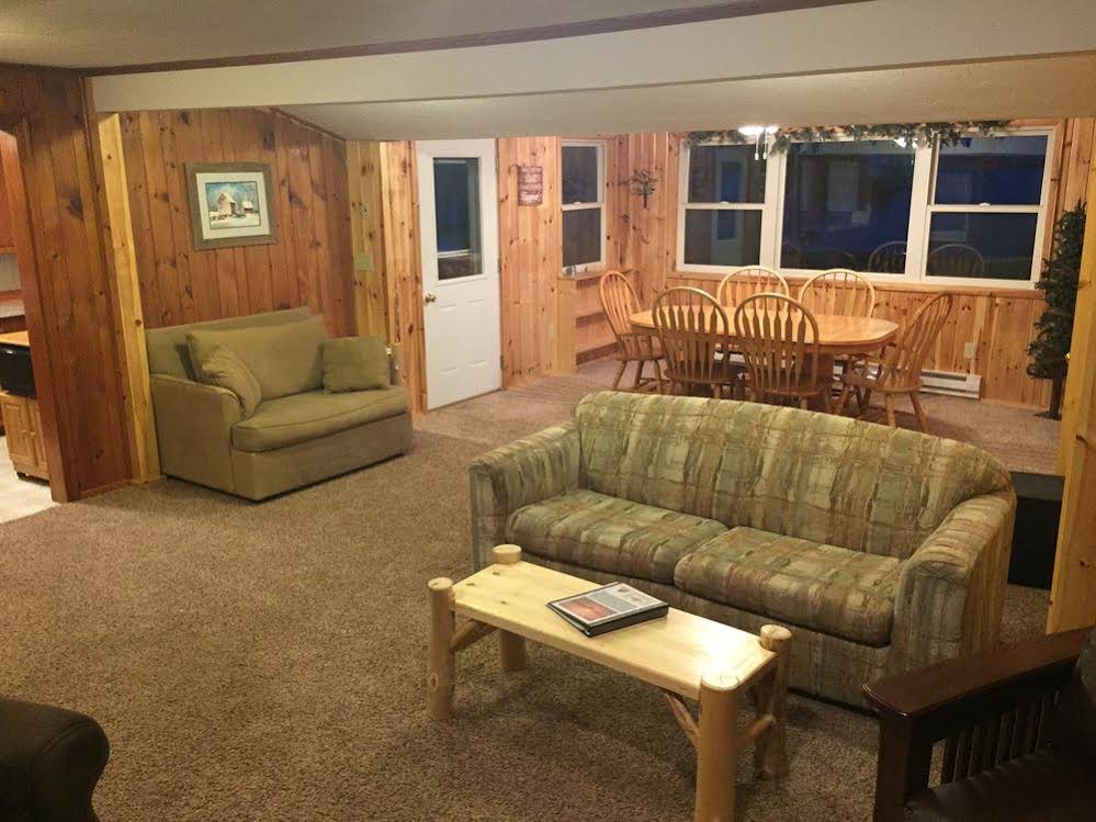 Dunrovin Resort