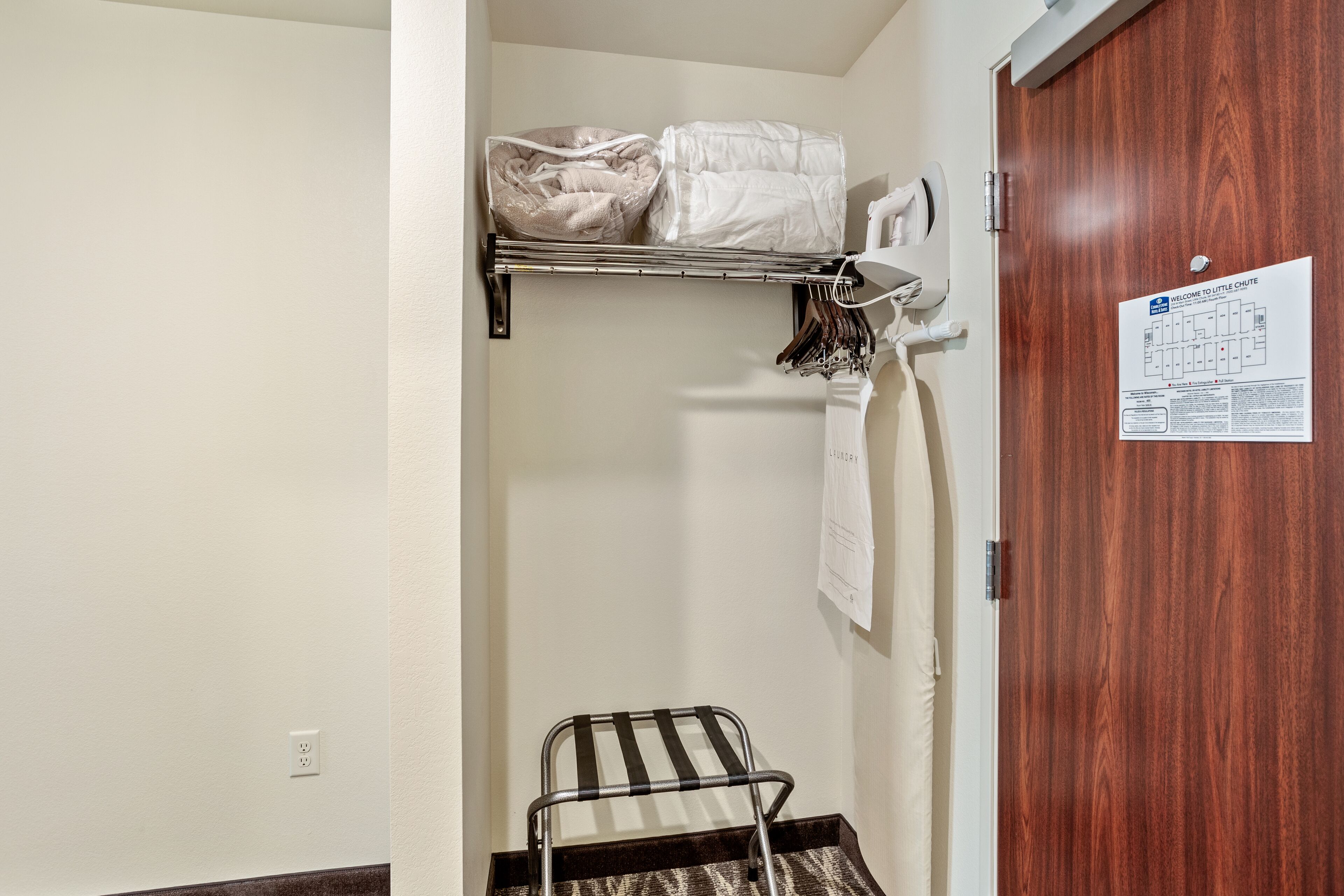 Cobblestone Hotel & Suites International Falls