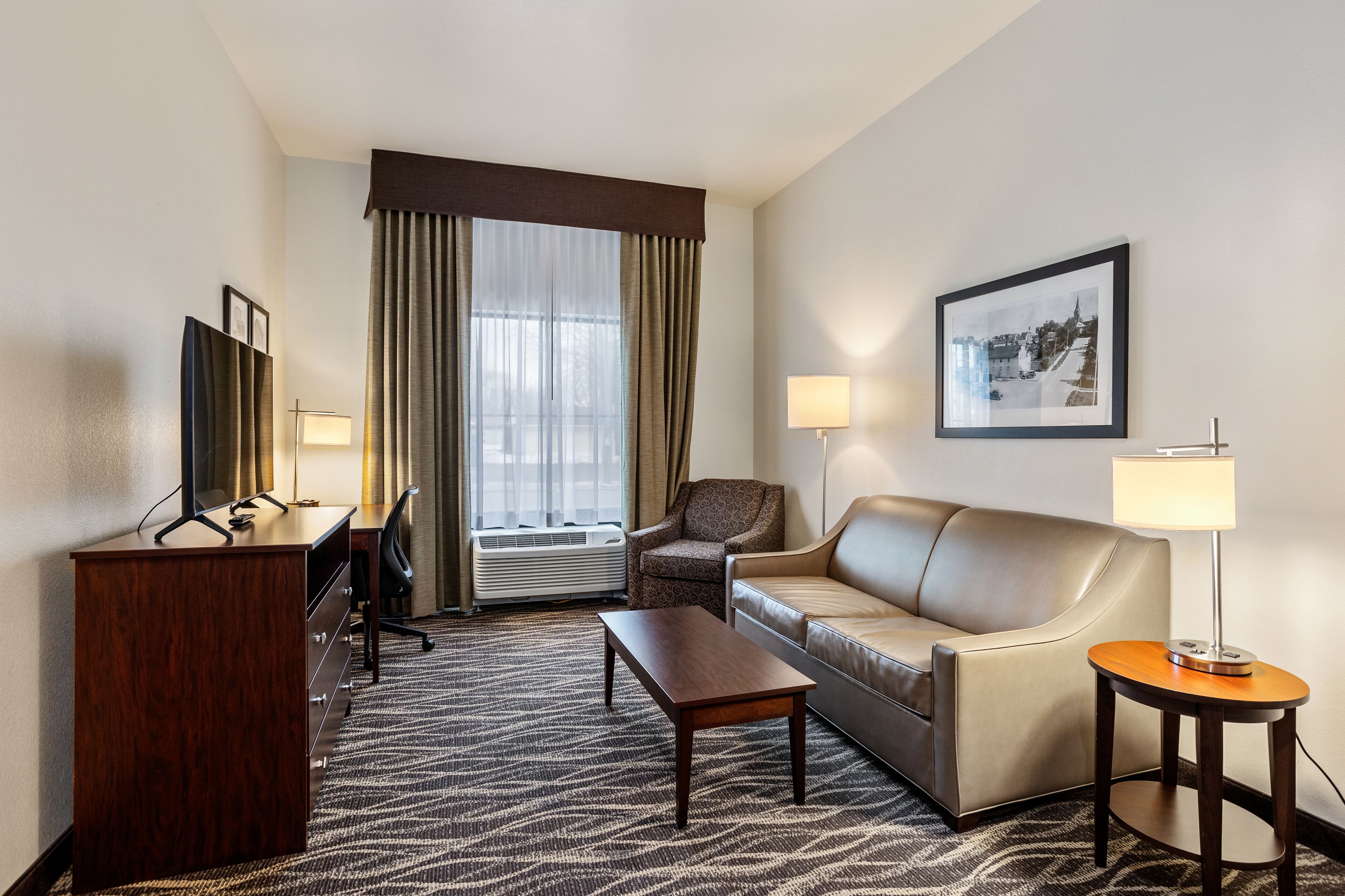 Cobblestone Hotel & Suites International Falls