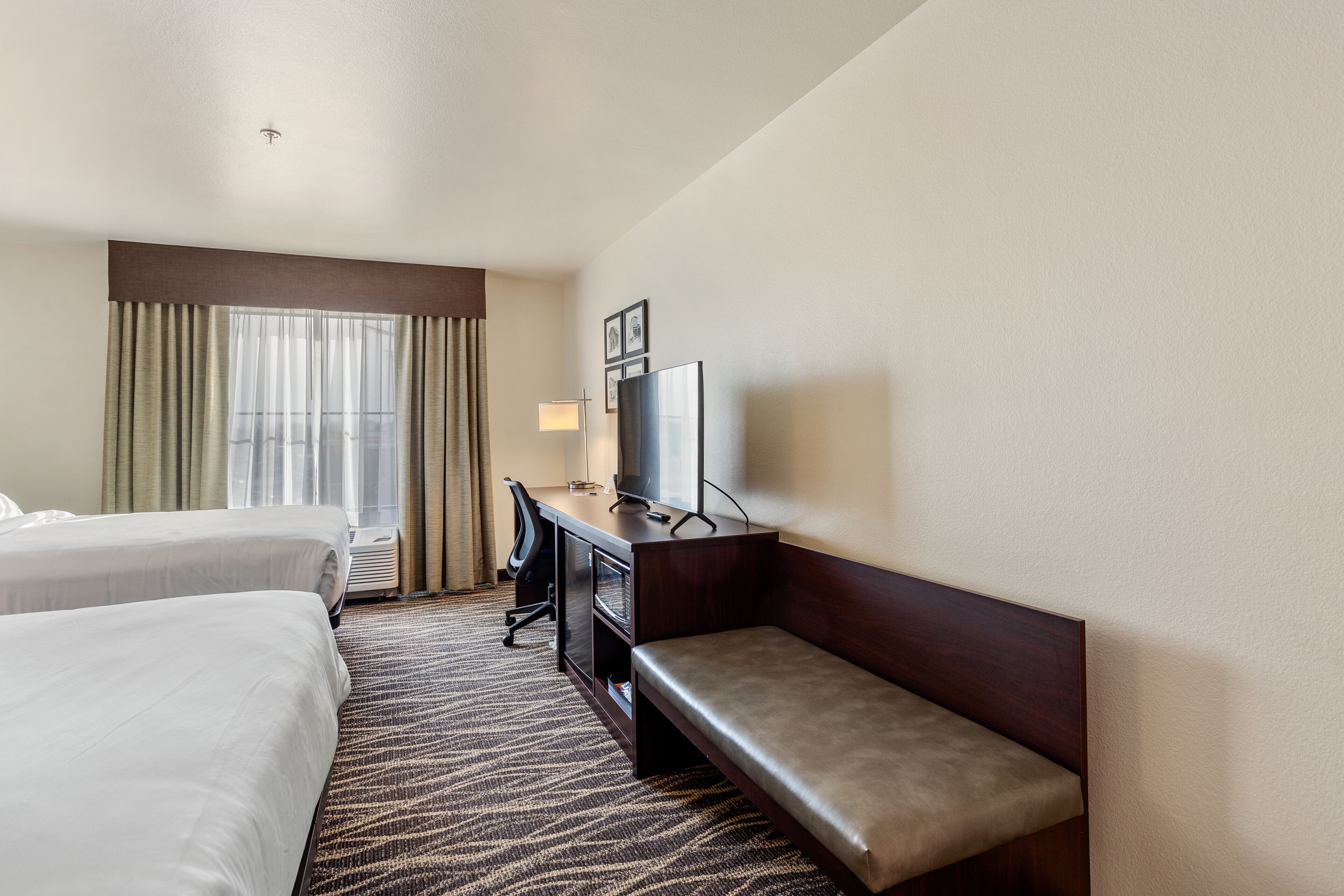 Cobblestone Hotel & Suites International Falls