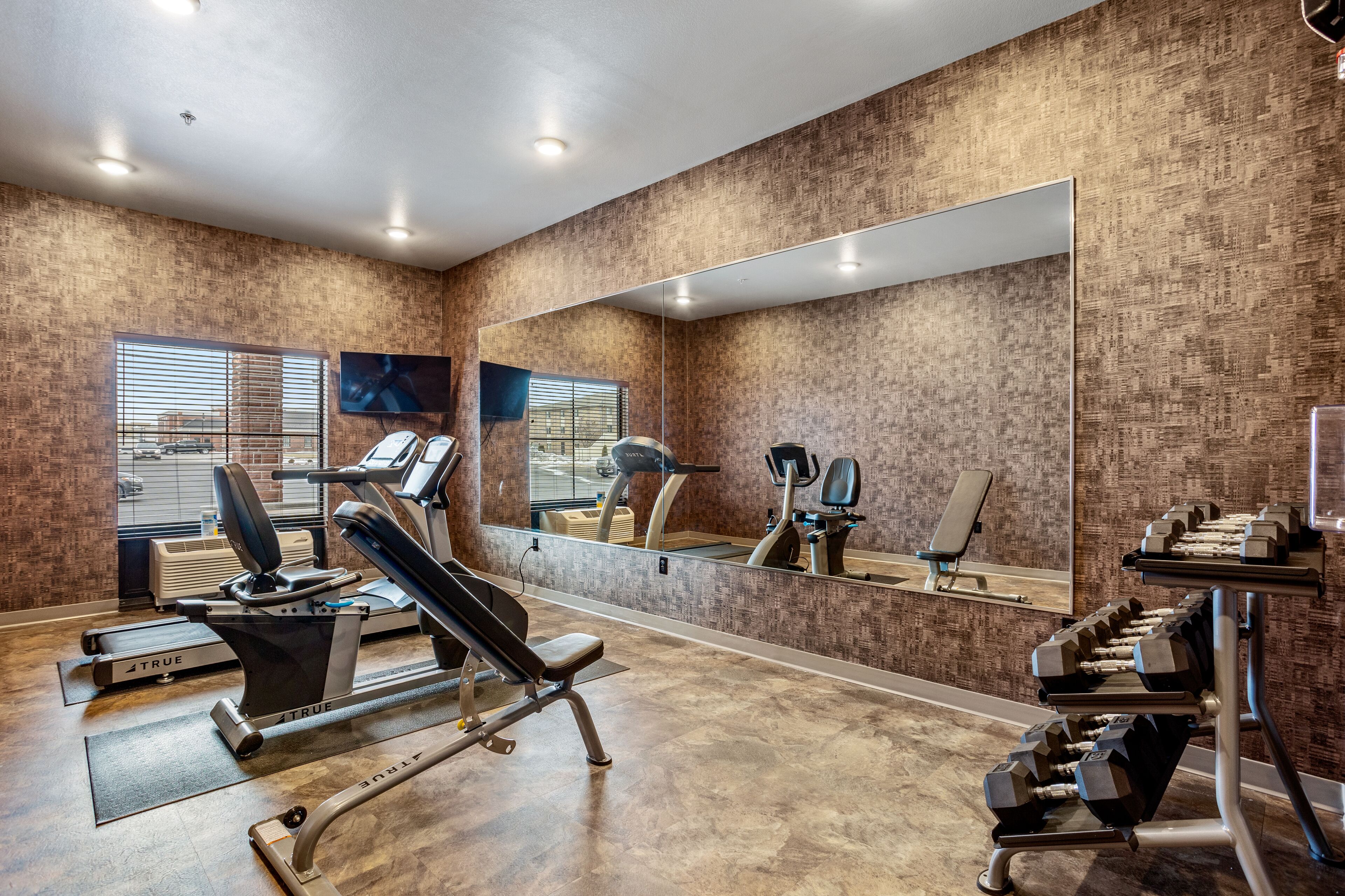 Cobblestone Hotel & Suites International Falls