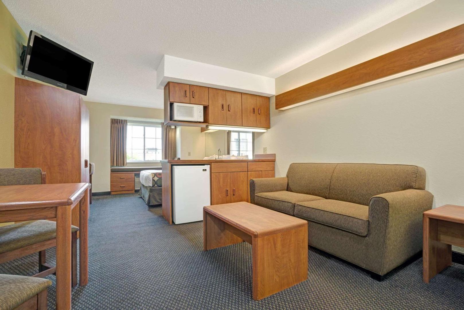 Microtel Inn & Suites by Wyndham Inver Grove Heights/Minne