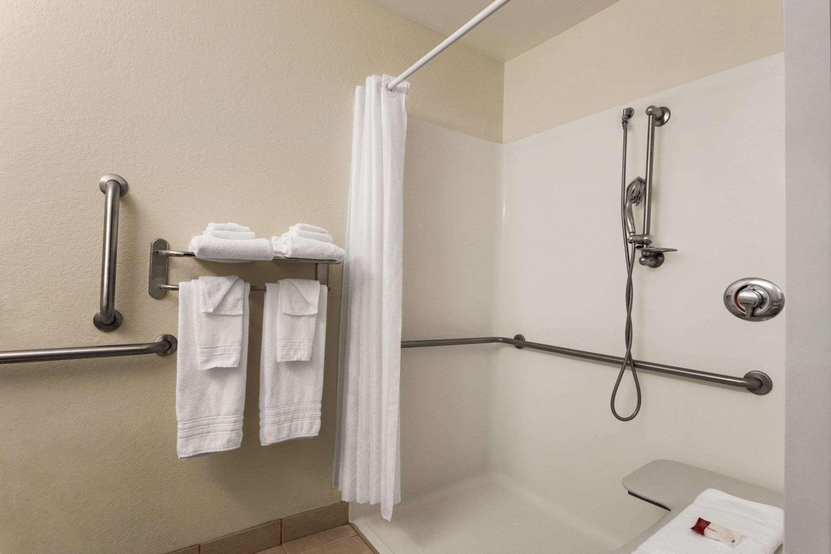 Microtel Inn & Suites by Wyndham Inver Grove Heights/Minne