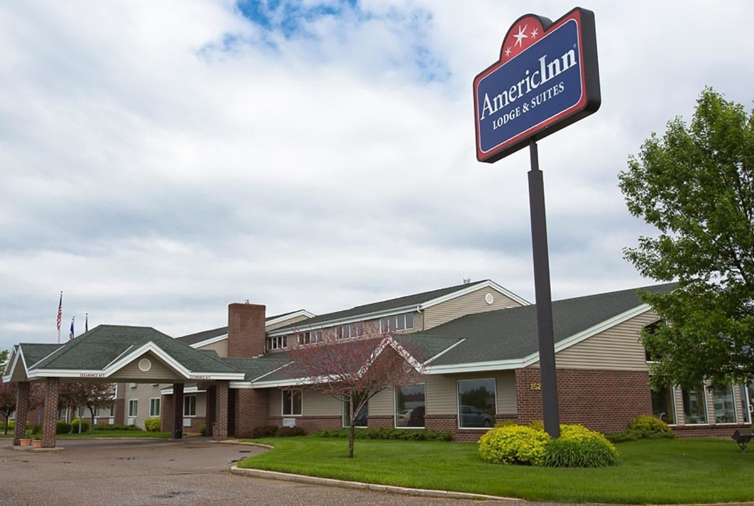 SureStay Plus Hotel by Best Western Litchfield