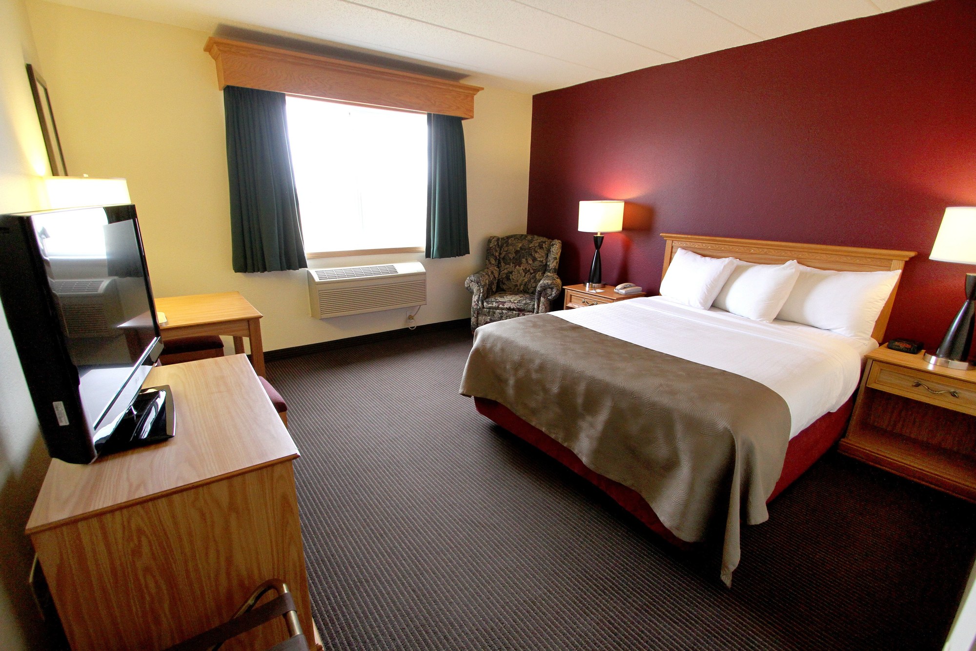 SureStay Plus Hotel by Best Western Litchfield