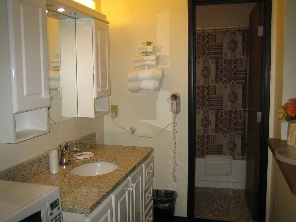 Knights Inn Litchfield Mn