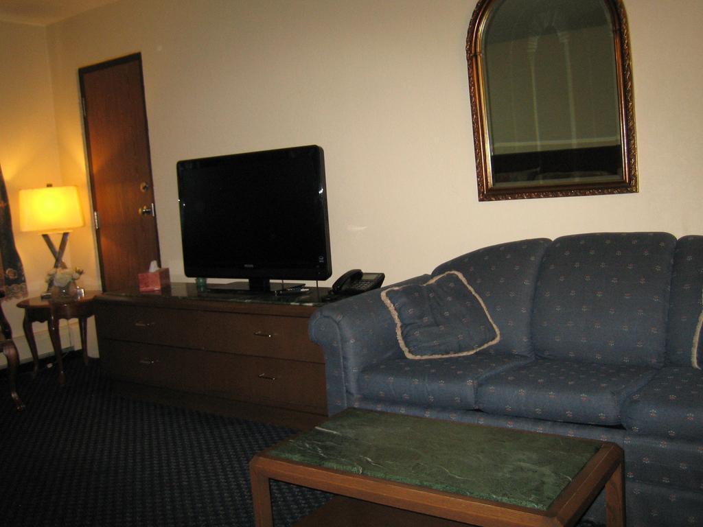 Knights Inn Litchfield Mn