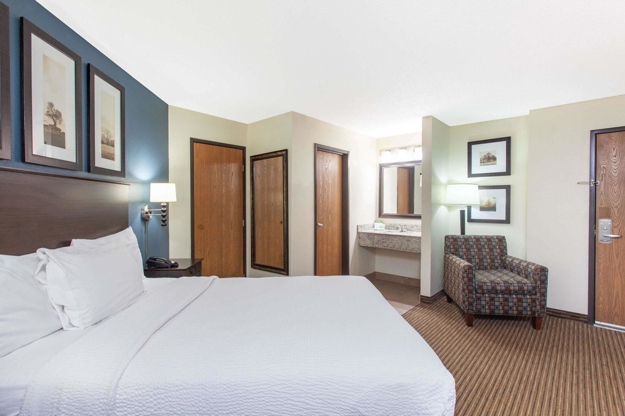 AmericInn by Wyndham Mankato Event Center