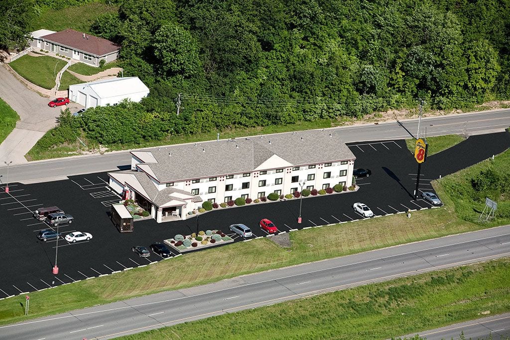 Super 8 by Wyndham Mankato