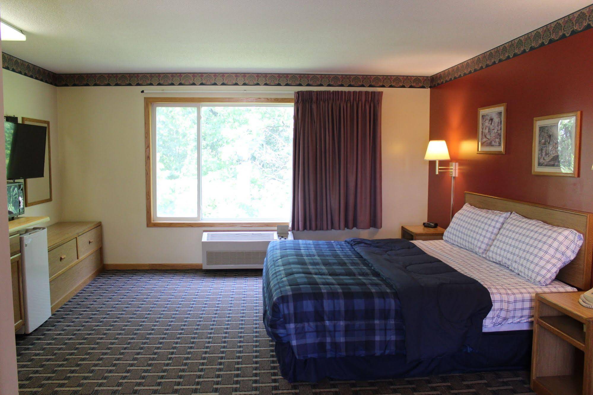 Budget Host Inn Fridley