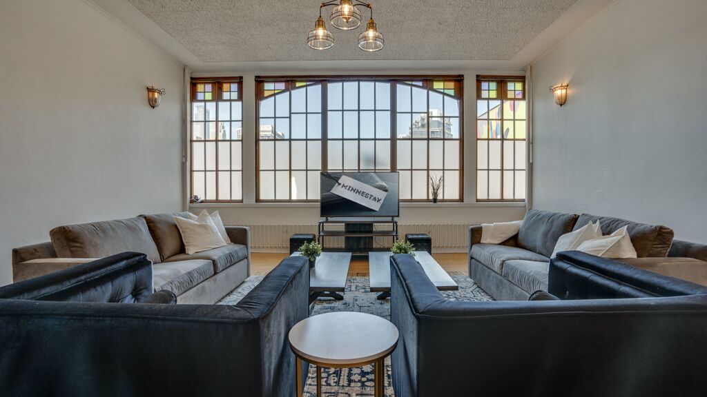 Downtown Rockstar Residence