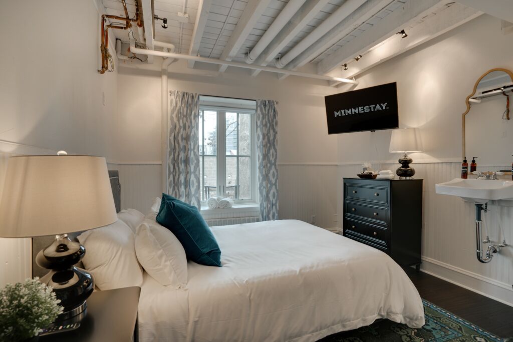 Downtown Rockstar Residence