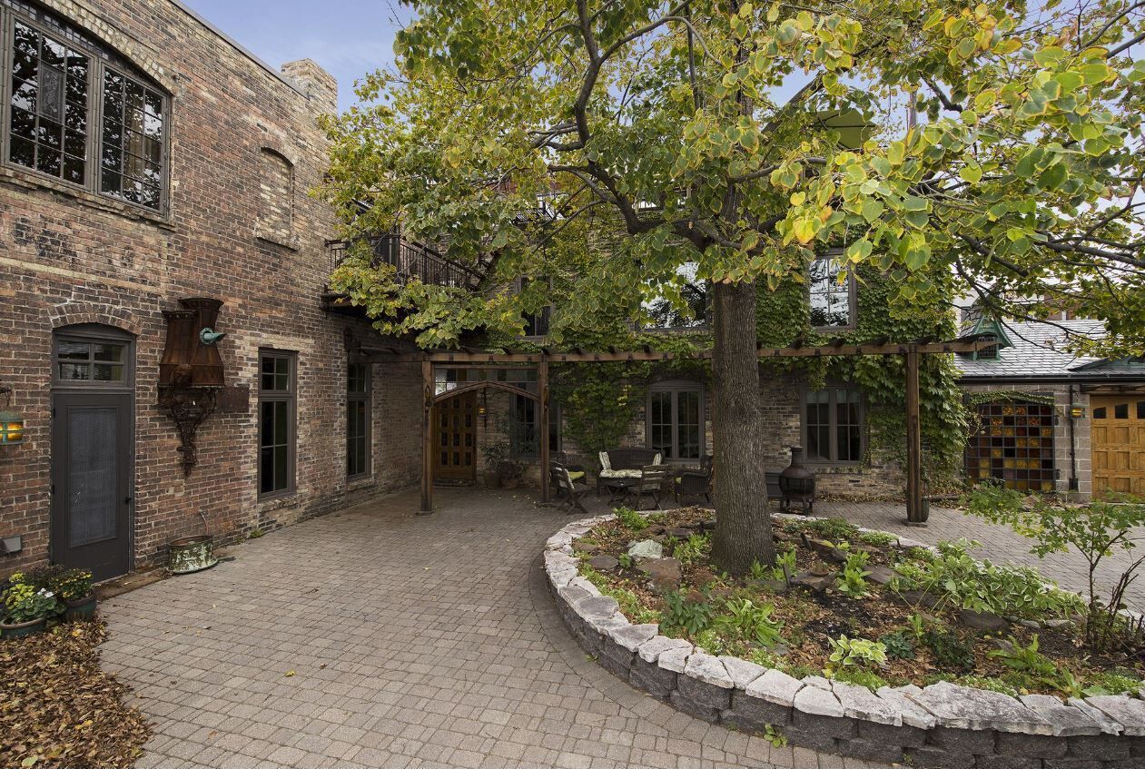 Downtown Rockstar Residence