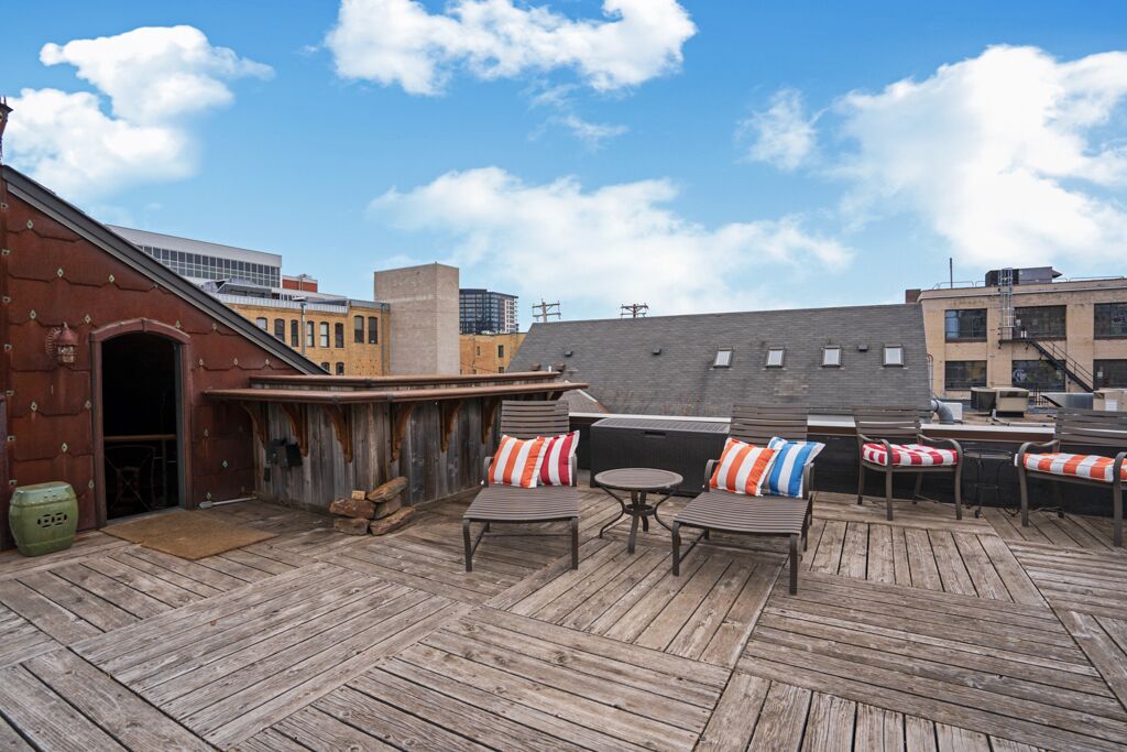 Downtown Rockstar Residence