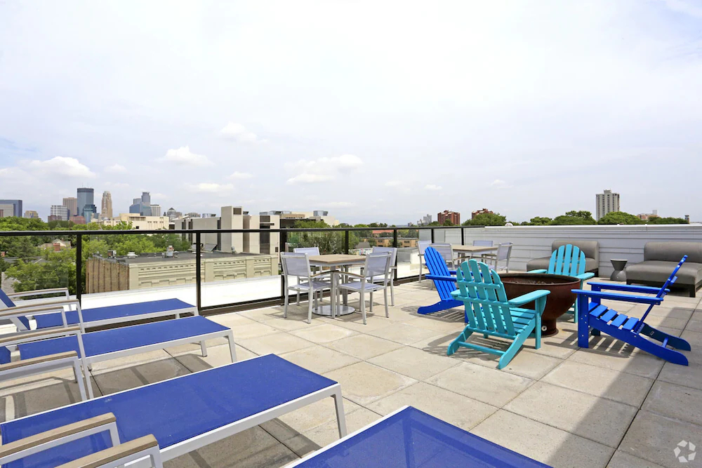 Kasa Minneapolis Uptown Apartments