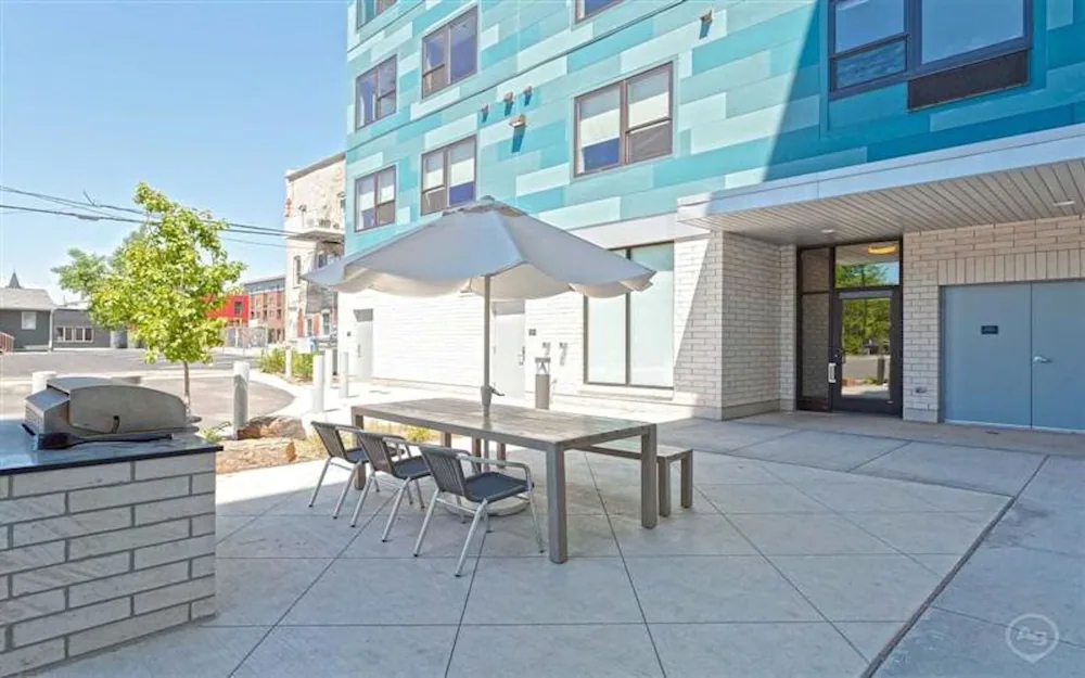 Kasa Minneapolis Uptown Apartments