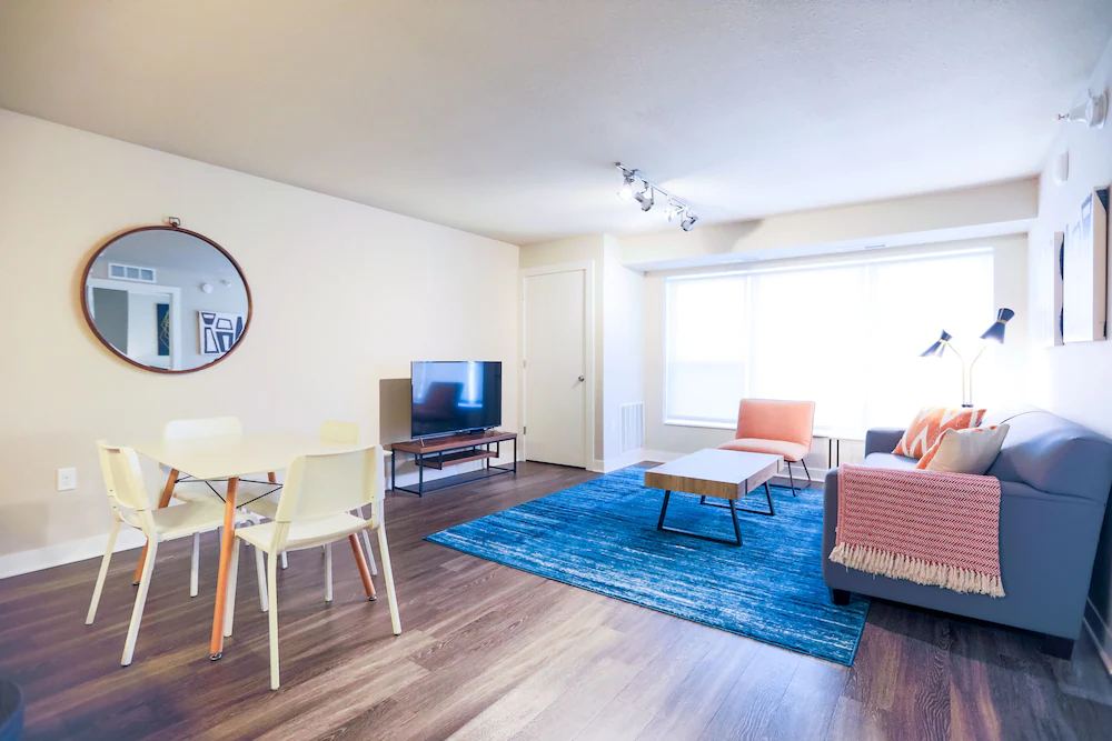 Kasa Minneapolis Uptown Apartments