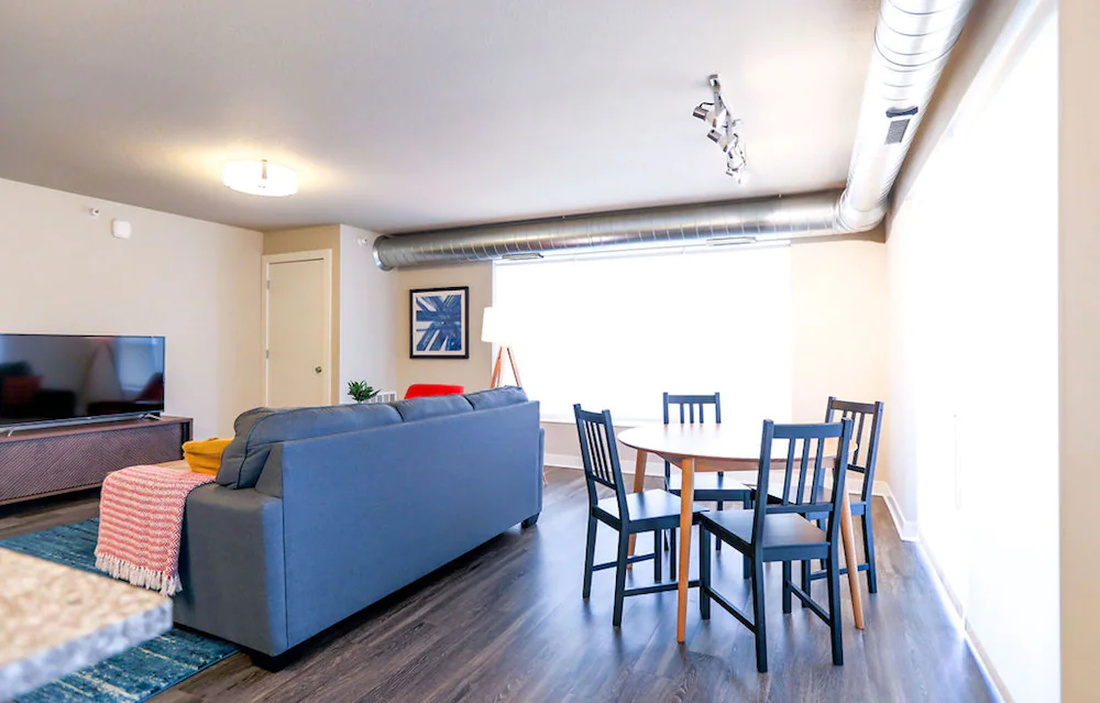 Kasa Minneapolis Uptown Apartments