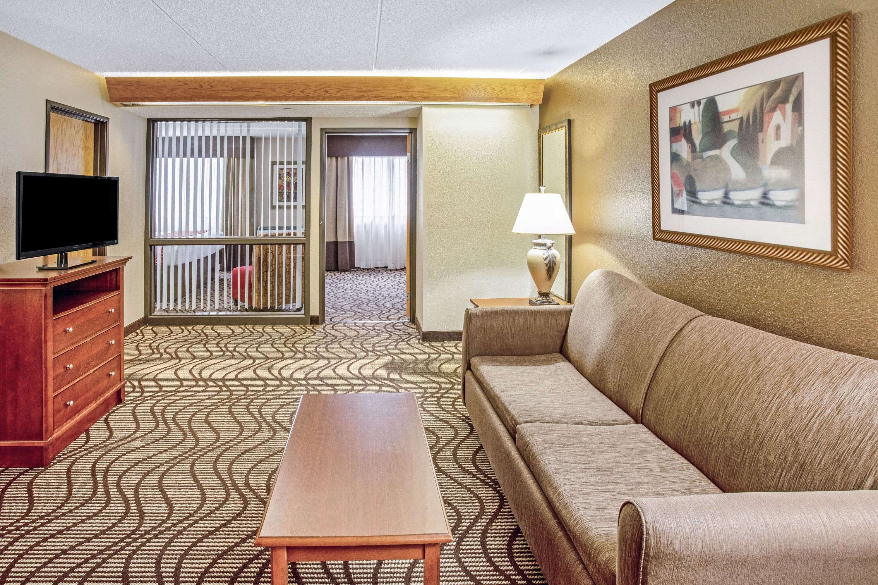 La Quinta Inn & Suites by Wyndham Minneapolis-Minnetonka
