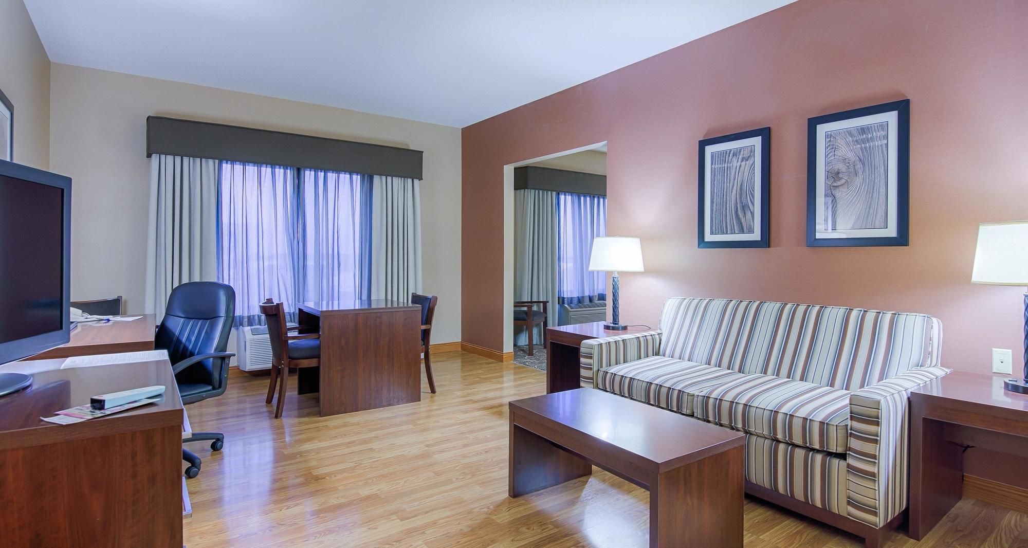 Best Western Plus Chelsea Hotel