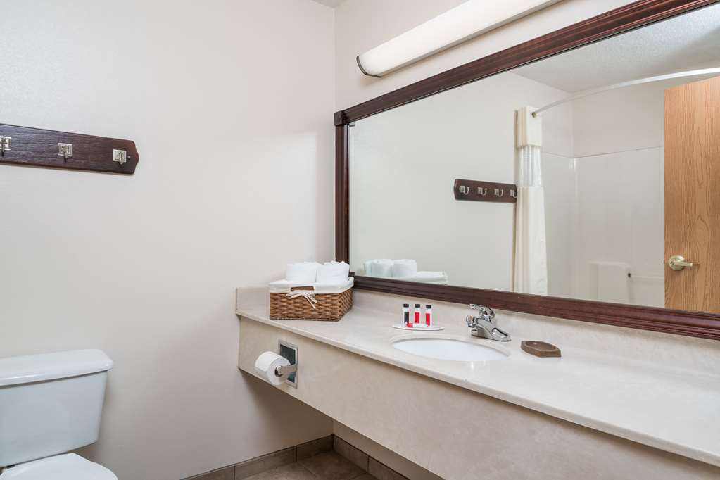 Travelodge & Suites by Wyndham Fargo/Moorhead