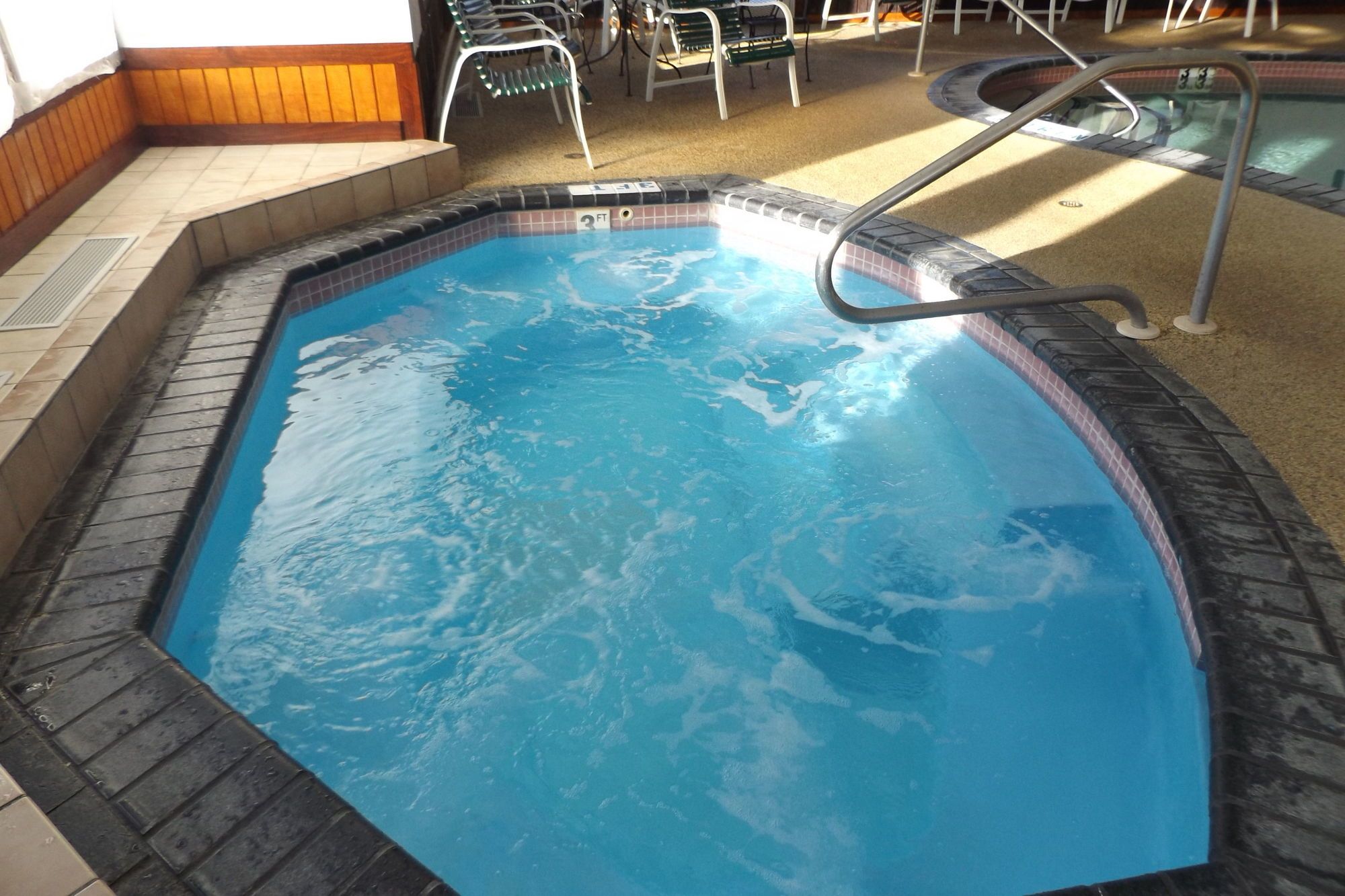 Nisswa Inn And Suites