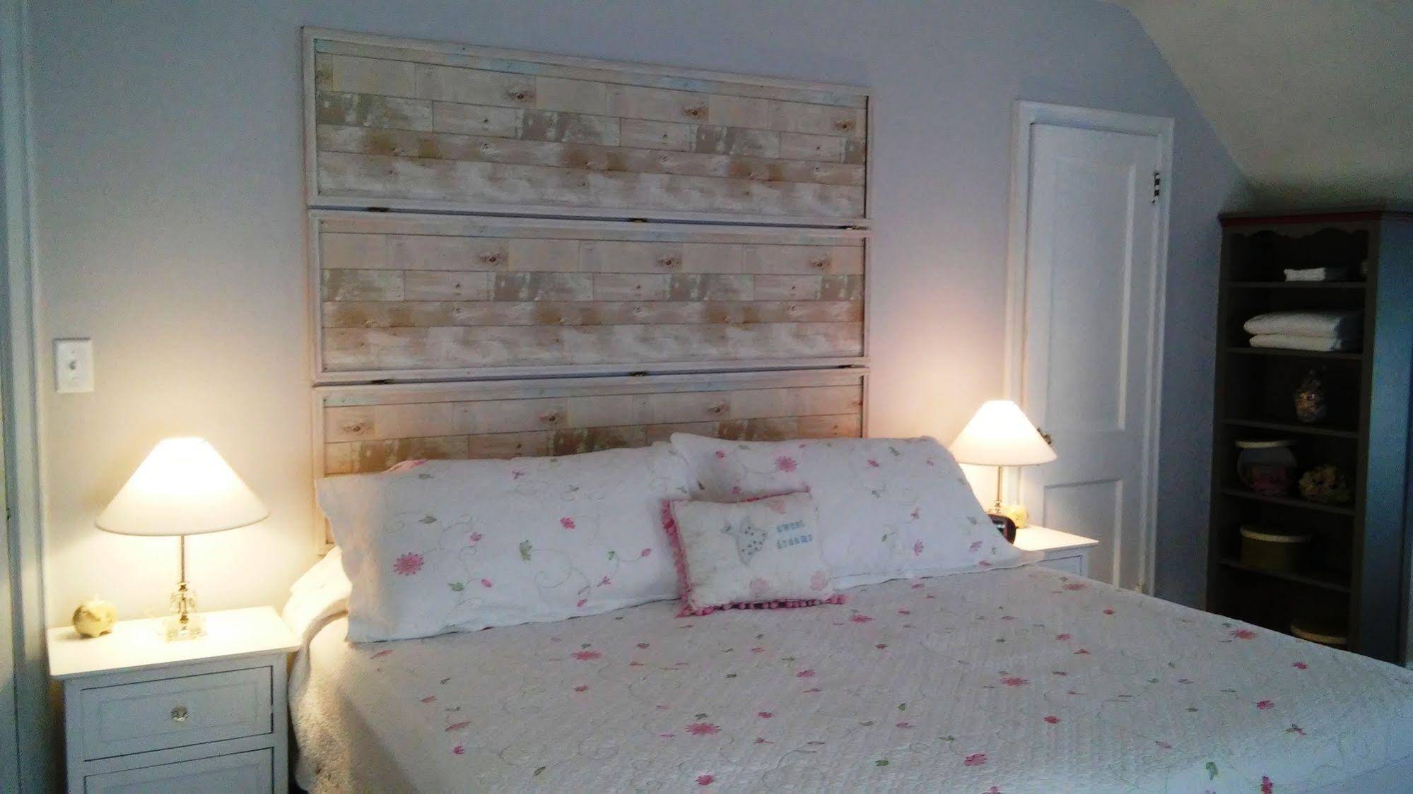Contented Cottage Bed And Breakfast