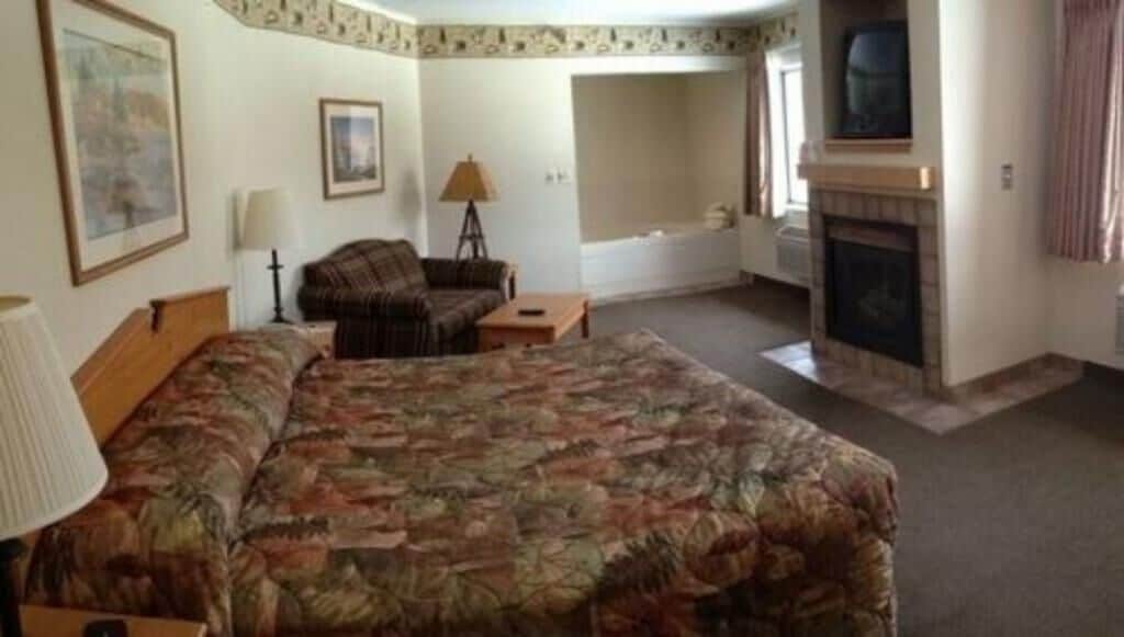 Oveson's Pelican Lake Resort & Lodge