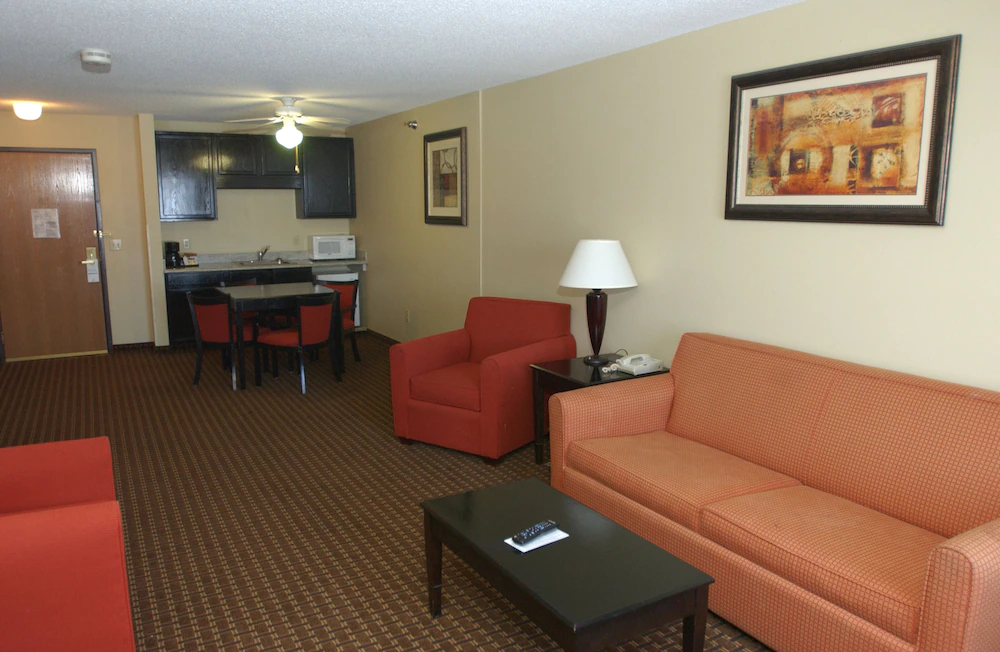 Motel 6 Owatonna, MN - Near Medical Center