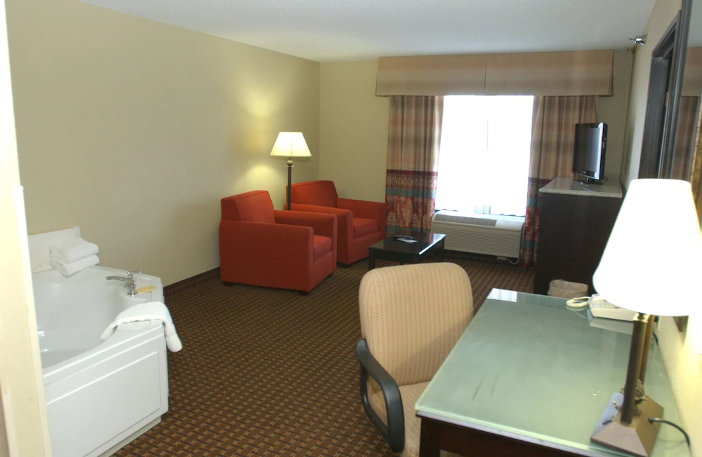 Motel 6 Owatonna, MN - Near Medical Center
