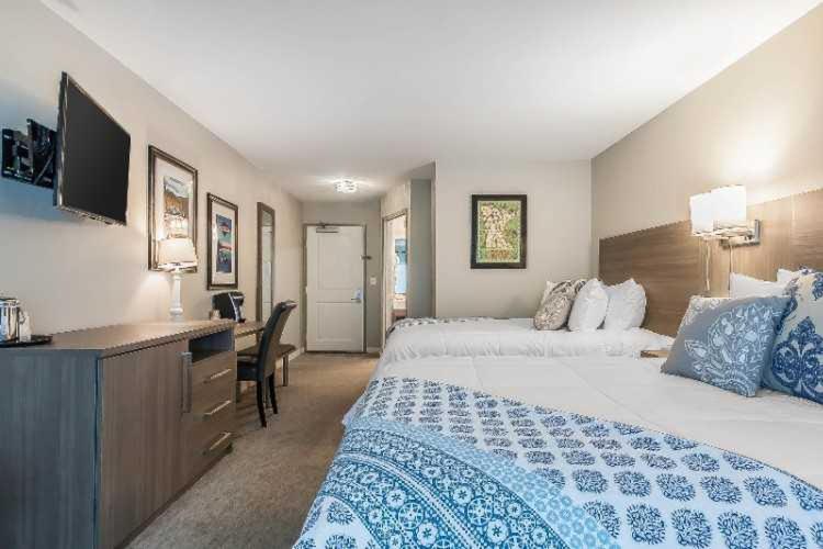 Lakes Inn at Dunvilla