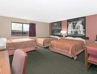 Super 8 by Wyndham Perham